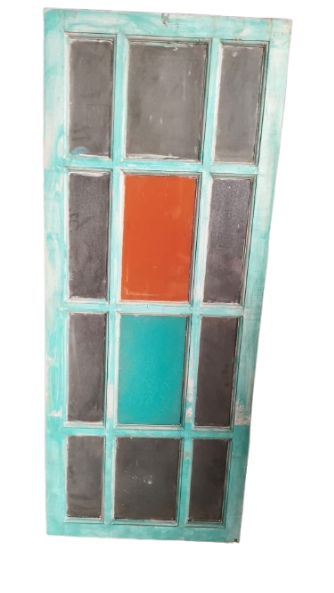 WOODEN DOOR 