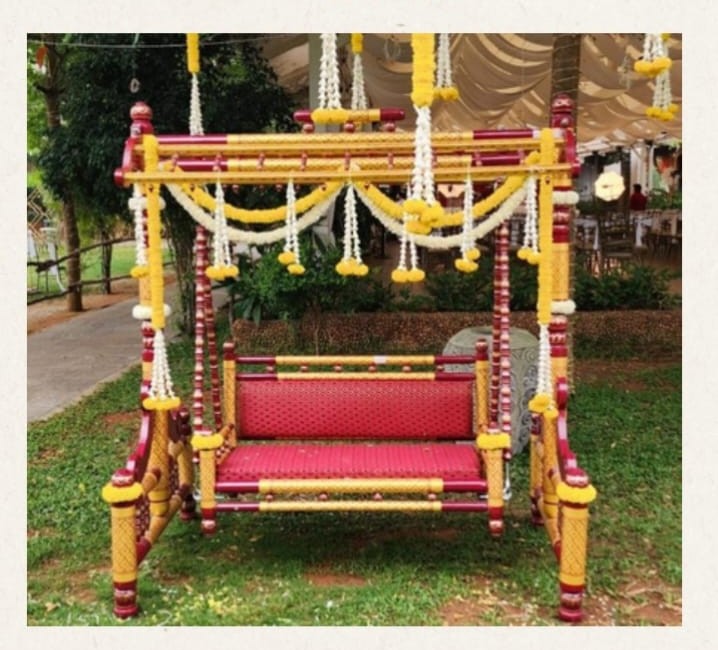 TRADITIONAL JHULA