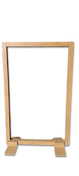 WOODEN FREESTANDING WELCOME BOARD EASEL