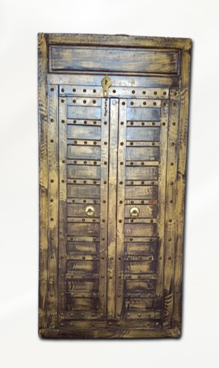 TRADITIONAL  WOODEN DOOR