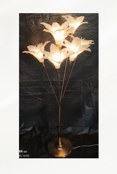 FLOWER LIGHT STAND